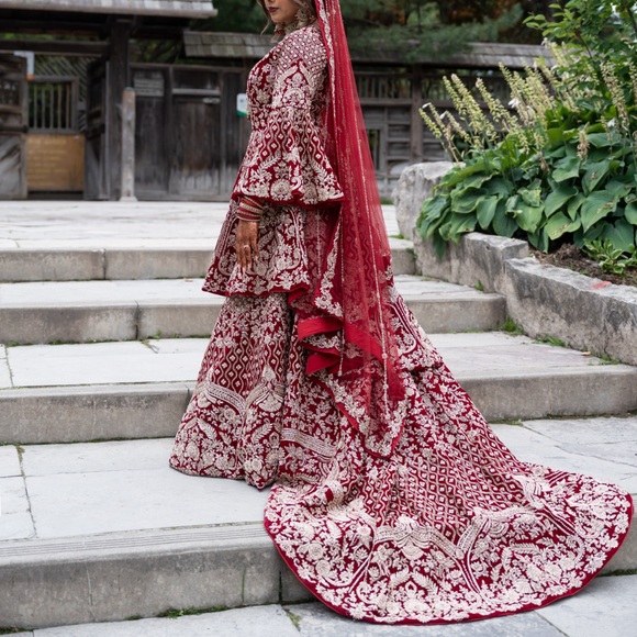Bridal Pakistani/Indian Wedding Dress - Picture 3 of 3